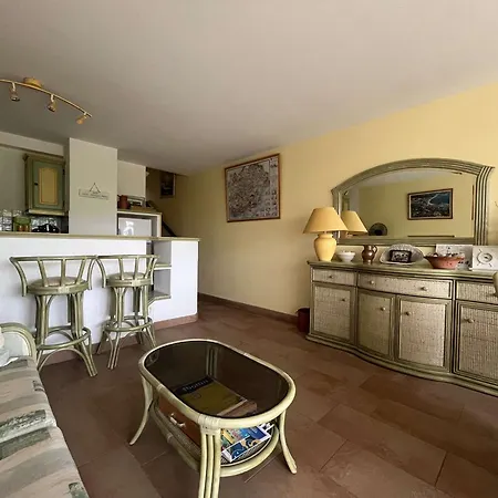 2 Pieces Climatise Avec Balcon Et Vue - Fr-1-308-13 Apartmán *